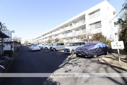 エステート立川一番町１５号棟[3LDK/76.88m2]の駐車場
