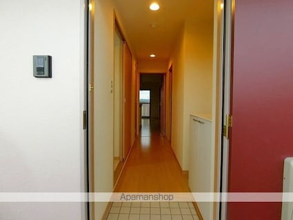 ユーミーＳＡＫＡＥ[2LDK/51.78m2]の玄関