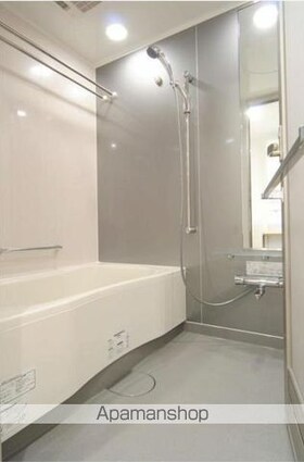 東京都世田谷区三軒茶屋１丁目[2LDK/53.76m2]のバス2
