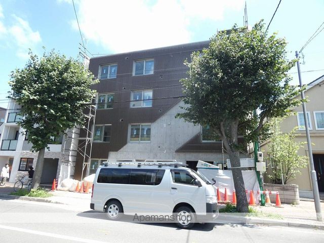 キングハウス学園前の外観写真