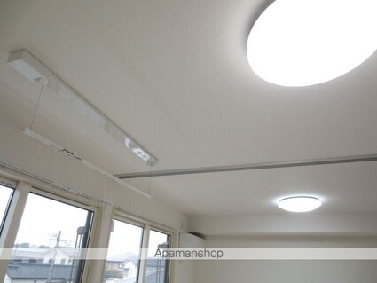 フローリッシュ下北方　Ｂ棟[2LDK/59.58m2]の内装2