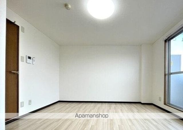 フォレスト林の内装写真