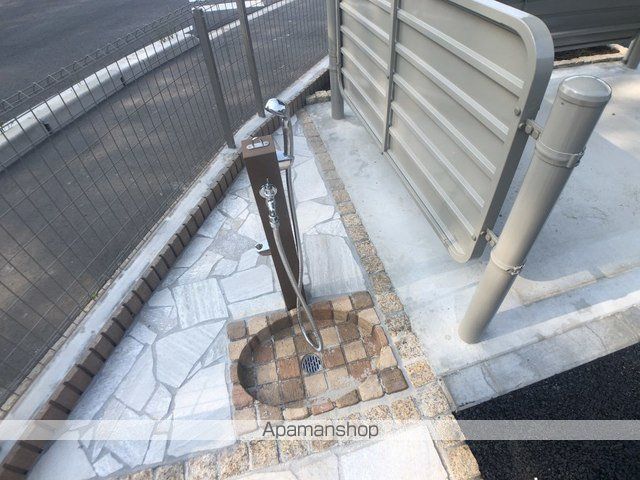 カレントヴィラⅢ　Ｂ[2LDK/58.94m2]の共用部