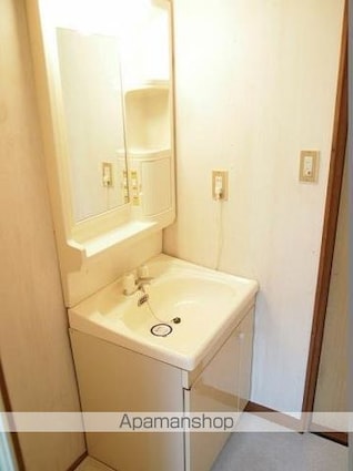 カテリーナ春日町[3DK/66m2]の洗面所