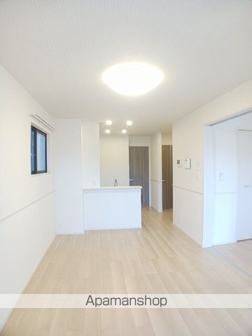 ヒカルサ境港渡町イーストの内装写真