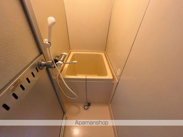 マクセル77 100の内装写真