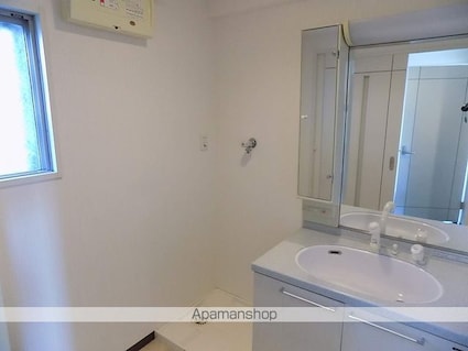 レインボーピア上小田井[2LDK/53.12m2]の洗面所