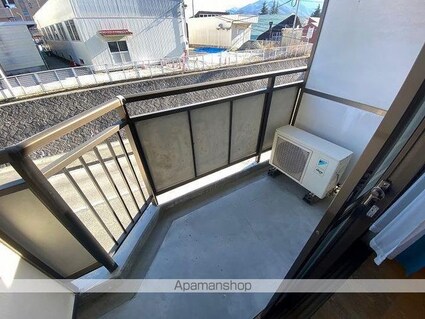 コンドミニアムハイランド[1R/21.6m2]のバルコニー