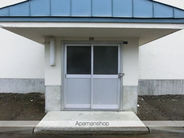 ビレッジハウス福住3号棟の玄関写真