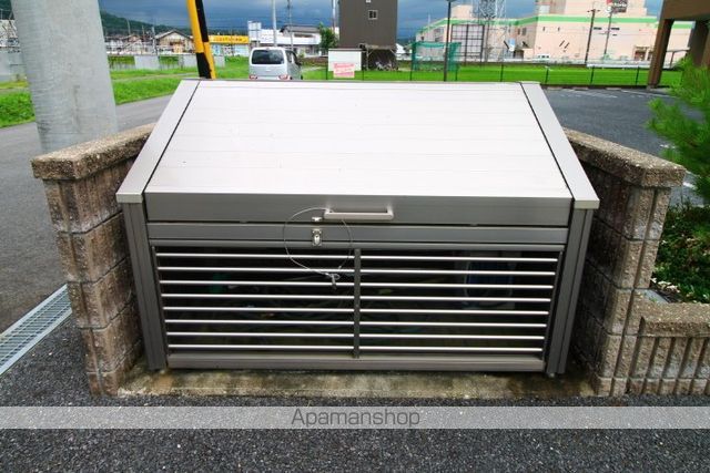 加茂郡川辺町西栃井&nbsp;2階建&nbsp;築17年のイメージ