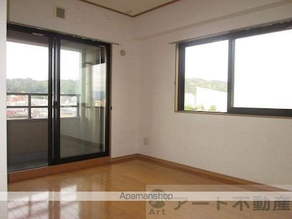 プレジール道後[3LDK/103.9m2]の内装1