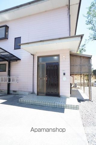 掛川市 2階建 築38年の玄関写真
