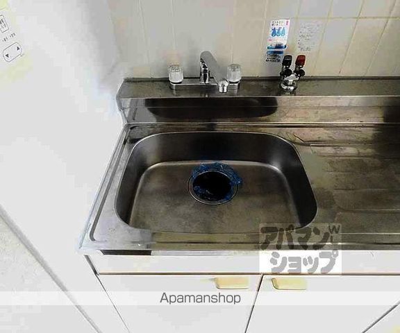 紫野上柏野町マンションの内装写真