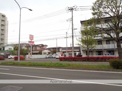 レジーナコート上杉[3LDK/108.23m2]の周辺3