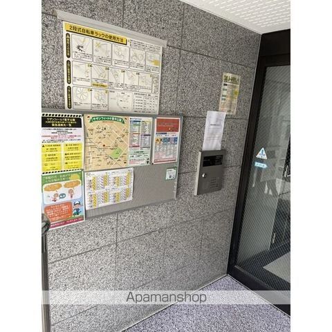 サザンフィールド豊平公園の玄関写真