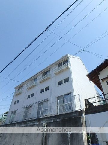 【福岡市東区香住ヶ丘のアパートの外観3】