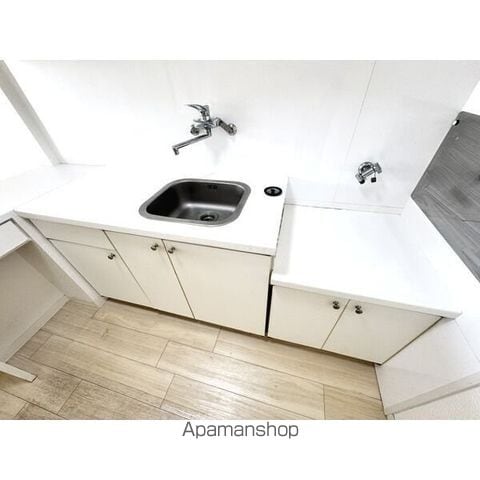 ロイヤルマンション丁田.の内装写真