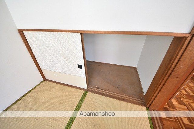 篠田ハイツの内装写真