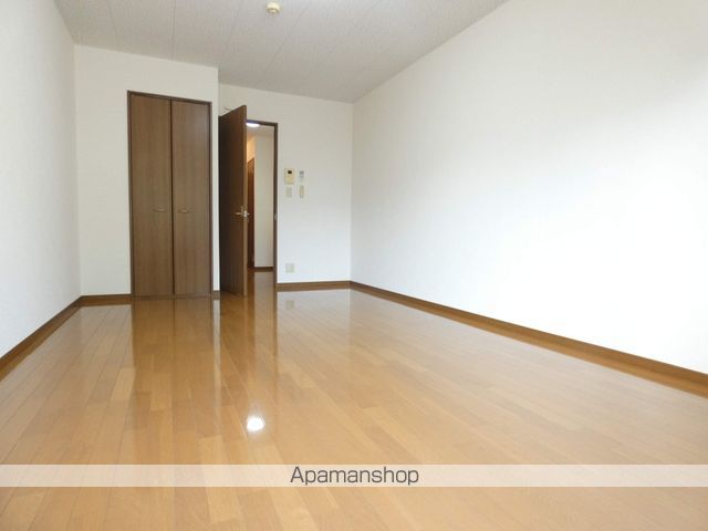 アンプルール クラージュ CUREの内装写真