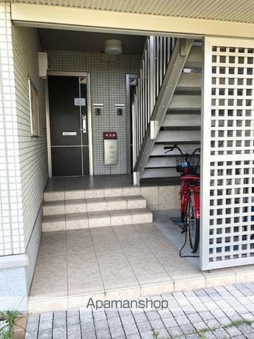 フェアプラッツ A棟の玄関写真