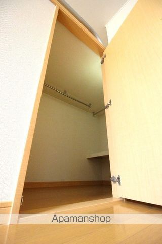 レオパレス深草の内装写真