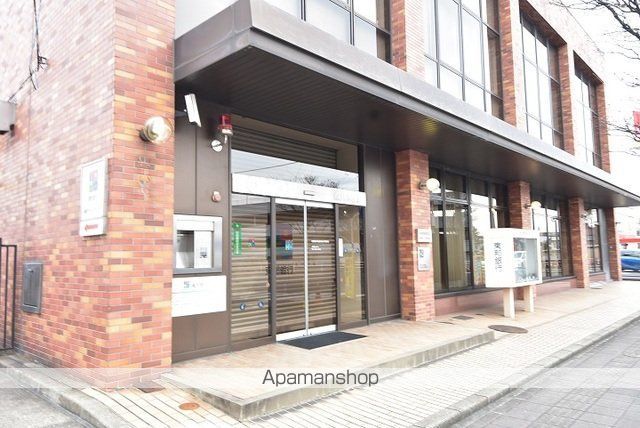 トゥール・シャルマンの周辺写真