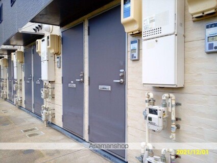 レオパレスライト３３９[1K/22.33m2]の玄関