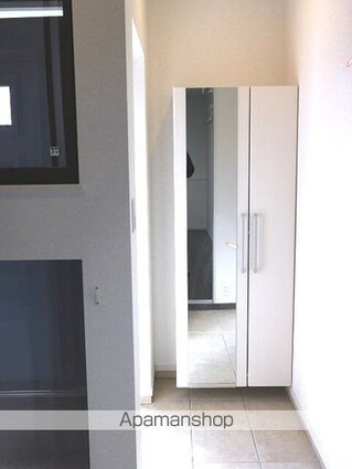 カーサ・ベッラ[1K/27.67m2]の玄関