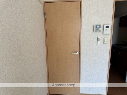 レオパレスプランドール鶴見[1K/19.87m2]の収納1