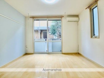 オークヴィラＡ棟[1K/26.73m2]のリビング・居間4