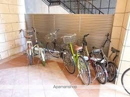 ピアネッタ汐留[1R/30.89m2]の駐車場
