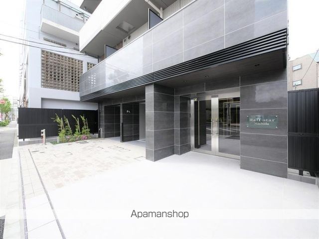 ラフィスタ町田の玄関写真