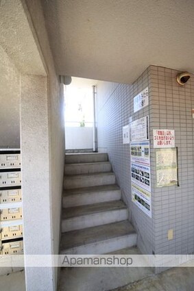 レイモンドハウス[1R/18m2]のロビー1