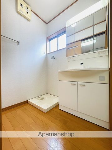 高殿ハイツの内装写真