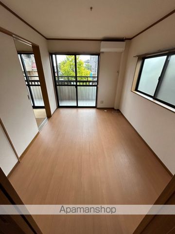 フローラ花山手Aの内装写真