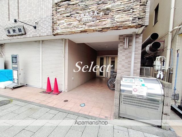 CRASKA寺前の玄関写真