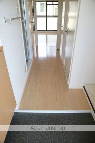 ラフィーネ枚方IIIの内装写真