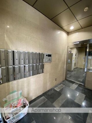 香川県高松市常磐町２丁目[1LDK/48.82m2]の共用部3