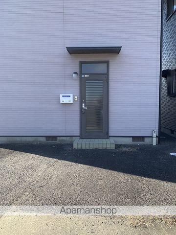 予讃線 丸亀駅 徒歩79分 2階建 築27年の玄関写真