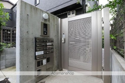 アイコート代々木[1K/15.55m2]のエントランス