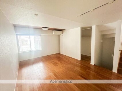 世田谷区桜丘５丁目戸建[3LDK/94.35m2]のリビング・居間