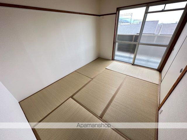 SAKURABASE東大阪の内装写真