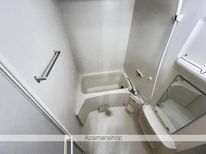 ＱＵＥＥＮ　Ⅱ[2LDK/57.33m2]のバス