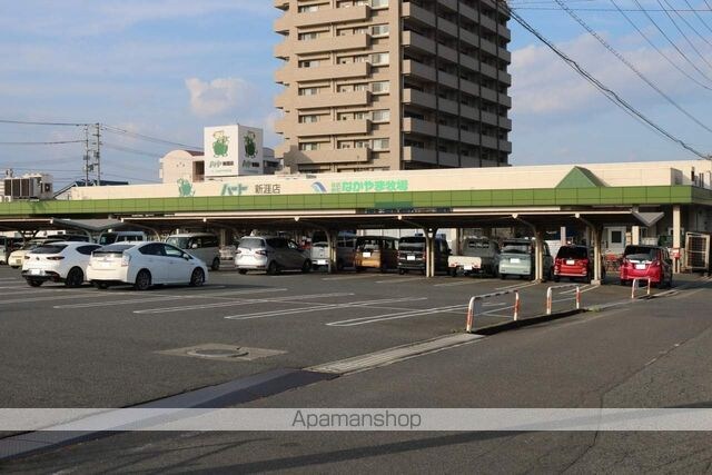広島県福山市新涯町６丁目[1LDK/41.98m2]の周辺2