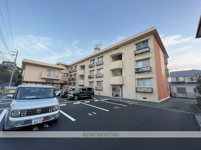 ロワイヤルマンションの外観写真