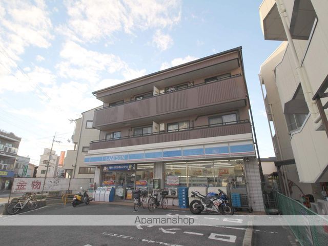 マンション奥野の外観写真