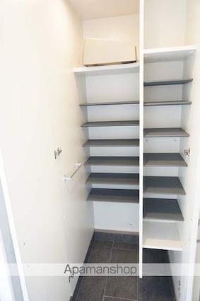 ヴィラ・グリナージュ[2LDK/81.64m2]の内装