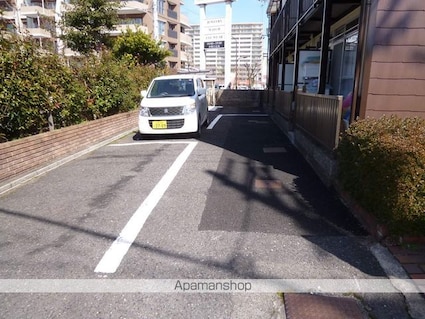 ハイツ勝部[2DK/30.3m2]の駐車場