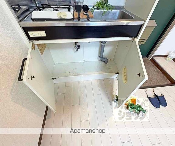 バドワール墨染の内装写真