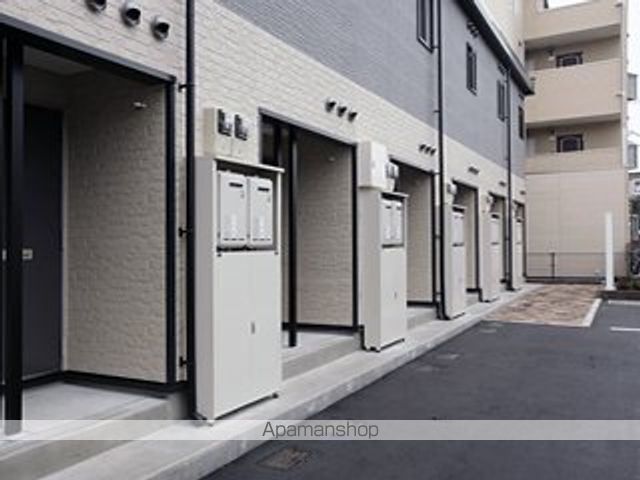 レオパレス匠の玄関写真